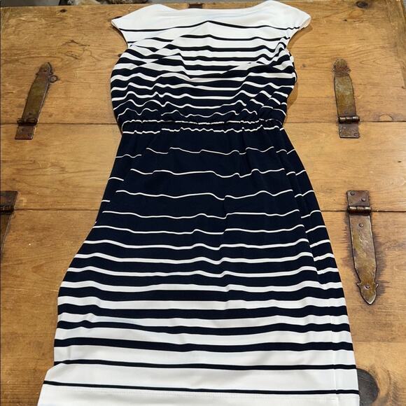 Ralph Lauren Navy and Cream Striped Mini Dress Size 2 - Picture 4 of 6